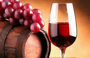 Красное вино повышает или понижает давление